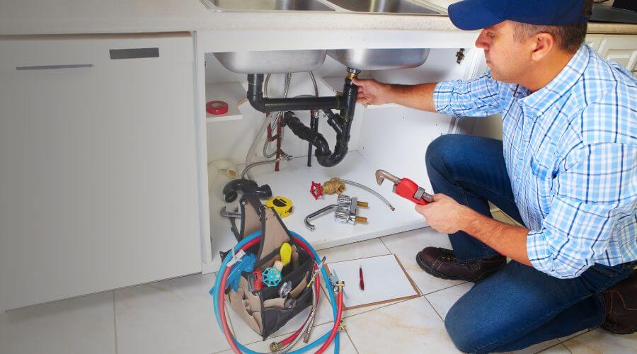 Professional Water heater repair in Crocketts Bluff, AR